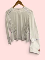 Cute creamy vanilla Prana stretch long sleeve outdoor hike yoga top mini pocket Photo 0