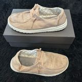 HEY DUDE tan glitter casual shoes sneakers women’s 8 Photo 0