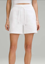 Lululemon Scuba High-Rise Short 5" White Size 8 Photo 0