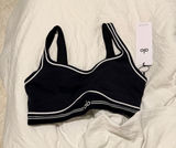 Alo Yoga Airbrush Heart Throb Bra Photo 0