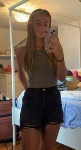 Jean Shorts Photo 0