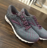 Brooks Womens Glycerin 17 1202831B081 Gray Running Shoes Sneakers Size 8 Photo 0