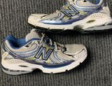Woman’s New Balance 870s Photo 0