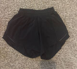 Lululemon Hotty Hot 4" Photo 0