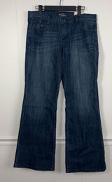 NWOT Old Navy The Diva Low Rise Stretch Denim Blue Flare Trouser Jeans 6 Casual Photo 0