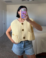 Yellow chunky knit sweater vest Size L Photo 0
