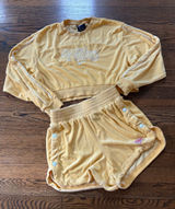 Nike french terry Yellow Velour Cropped sweatshirt and shirt set, xS Photo 0