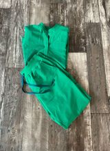 FIGS Scrubs Set Photo 0
