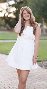 White Dress Photo 0