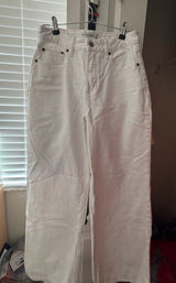 Abercrombie Curve Love High-Rise Jeans Photo 0