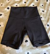 Wunder Train High-Rise Short 6” Photo 0