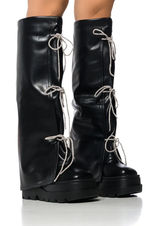 Akira Cape Robbin Caster Boots Photo 0