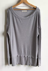 We The‎ Free Free People Grey Waffle Knit Thermal Scoop Neck Ruffle Hem Top M Photo 0