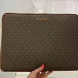 Brown Signature Laptop Case Photo 0
