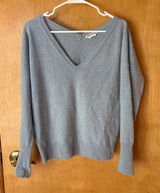 Reformation‎ Cashmere Blend V-Neck Sweater Womens Medium Blue Drop Shoulder Photo 0