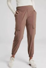 ATHLETA Chelsea Utility Jogger Mineral Brown Pants 4P Photo 0