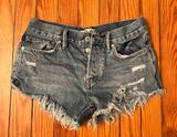 Shorts Photo 0