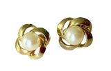 Vintage Dainty Gold Tone Faux Pearl Clip-on Costume Earrings Photo 0