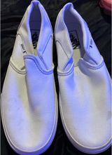 White vans  Photo 0
