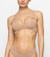 Wireless Form Lightly Lined Bra Photo 0