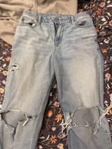 American Eagle Jeans Mom Photo 0