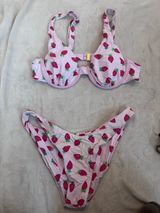 Women’s Pink Strawberry Print Underwire Bikini Set Photo 0