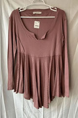 We the Free Womens Clover Split Neck Babydoll Top in Antique Oak Size Small Photo 0
