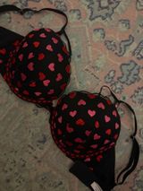 Victoria's Secret Hearts bra Photo 0