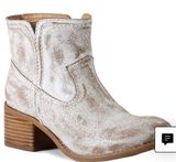 Booties Photo 0