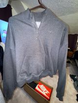 Cropped Gymshark 1/4-Zip Sweatshirt Photo 0