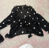 Long sleeve going out top Black Photo 0