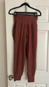 Old Navy Power Soft Joggers Active High-Rise Photo 0
