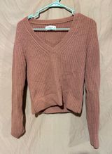 Abercrombie and Fitch sweater Photo 0