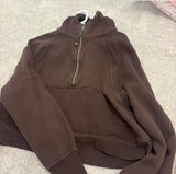 Lululemon Scuba Photo 0