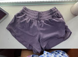 Lululemon Shorts 2.5" Hotty Hot Low-Rise Photo 0