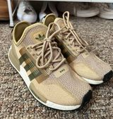 Green Size 4 Photo 0