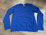 Lululemon Women's Size 6 Long Sleeve Photo 0