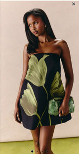 Pretty Little Thing Dress Photo 0