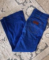 Wrangler Jeans Bell Bottom Photo 0
