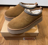 Size 11 US Women’s Koolaburra by UGG W Burree Platform Chestnut ( 2 LEFT SHOES) Photo 0