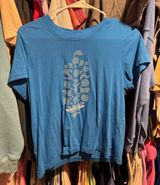 Tee Photo 0