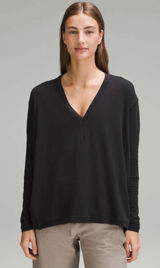 Lululemon Back in action Women Black V-Neck‎ Long Sleeve Oversized Top Photo 0