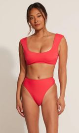 SU78 Red Swimsuit Photo 0