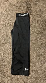 Pro Capri Leggings Photo 0