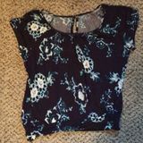 Daisy‎ Fuentes Purple with White and Blue Flowers size medium Photo 0