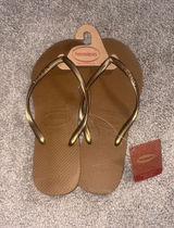Havaianas Women’s Flip Flops - Brown with Metallic Gold Straps Photo 0