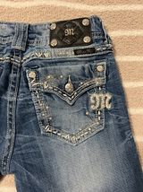 Capris Photo 0