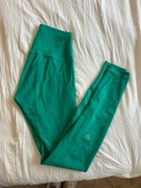 Lululemon Leggings 28" Photo 0
