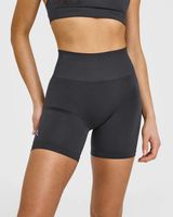 EFFORTLESS SEAMLESS SHORTS Photo 0