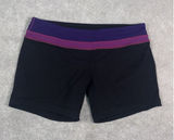 Lululemon Groove shorts 6 purple waist band Photo 0